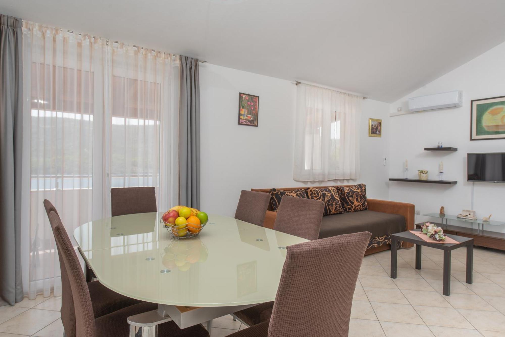 Apartments Iva Marina Exterior photo